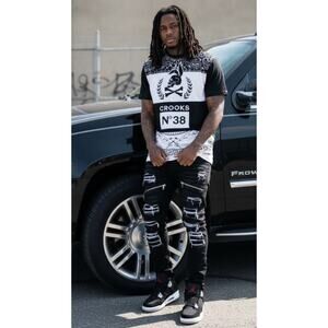 M934) Crooks & Castles Short Sleeve Skull Bunny Crooks No 38 fancy Tee Medium